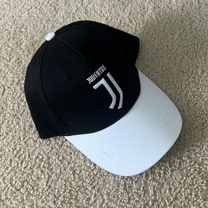 NEW !! Juventus official adjustable hat